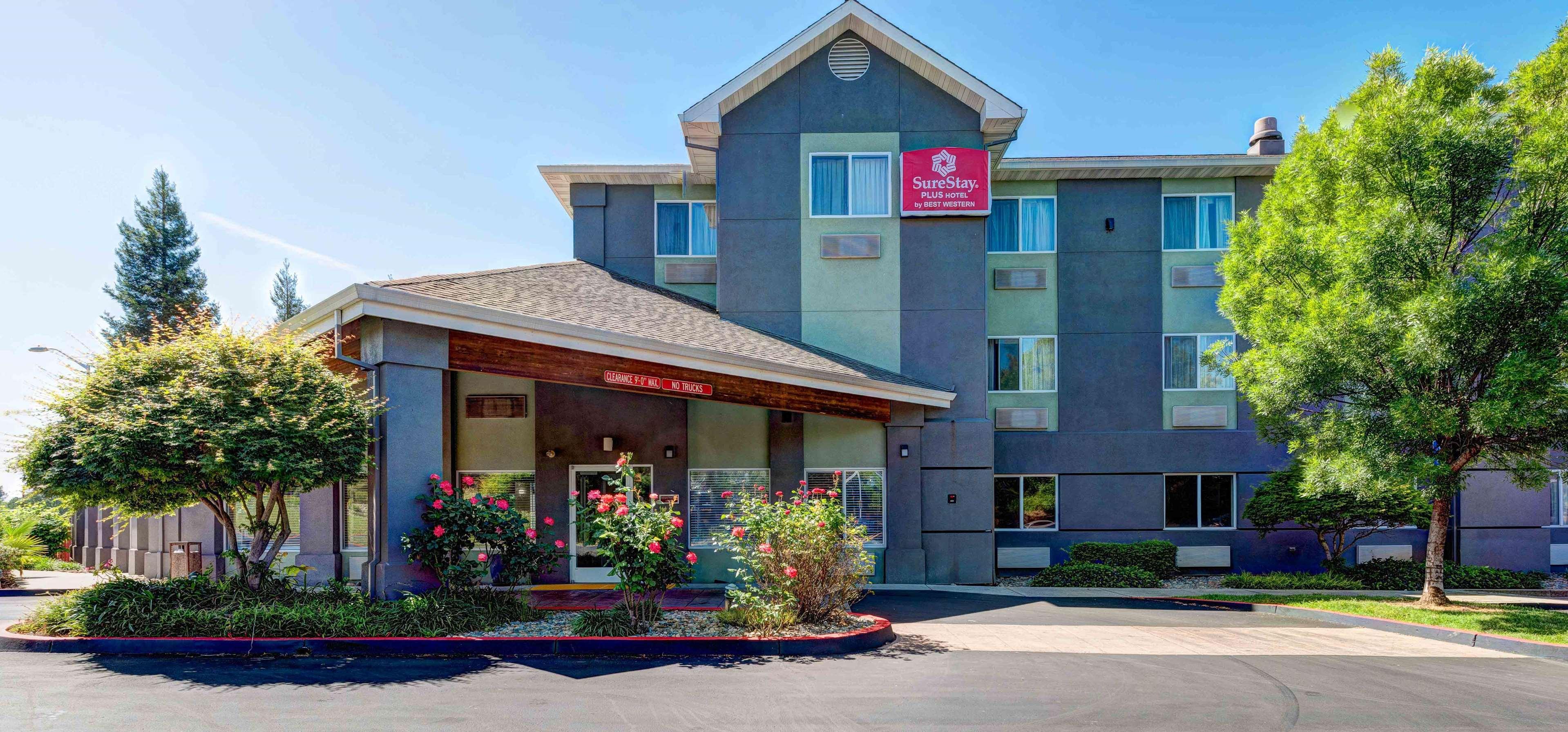 Surestay Plus Hotel By Best Western Redding Esterno foto