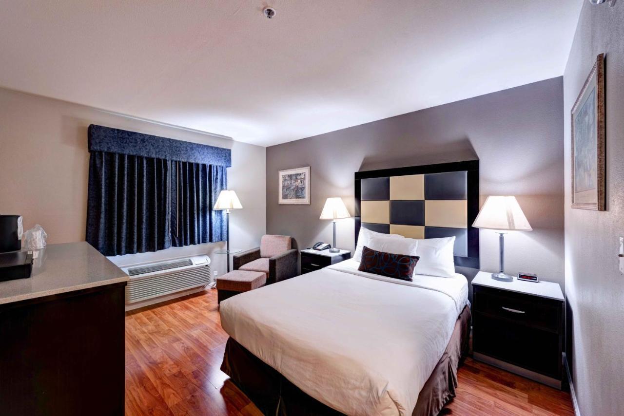 Surestay Plus Hotel By Best Western Redding Esterno foto