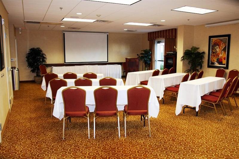 Surestay Plus Hotel By Best Western Redding Esterno foto